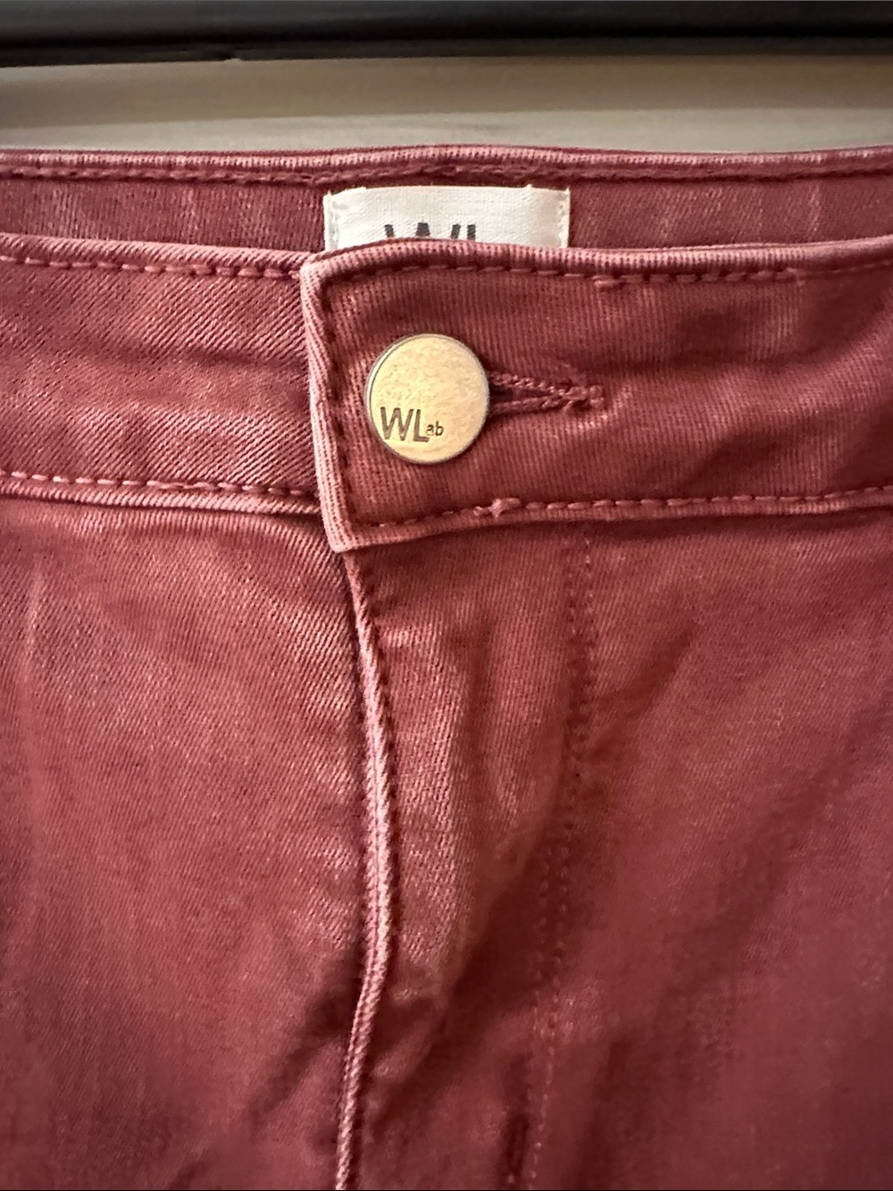 Women's Skinny Jeans in Dusty Rose - Picture 3 of 8